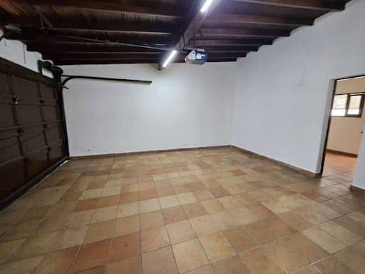 Casa de 8 alcobas en arriendo en Conquistadores, Medellín, 350 m² · foto 2 de 24