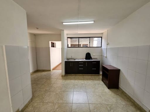 Casa de 8 alcobas en arriendo en Conquistadores, Medellín, 350 m² · foto 13 de 24