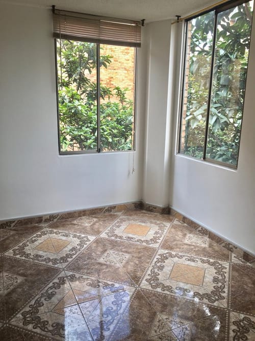 Apartamento de 3 alcobas en arriendo en Américas Central, Bogotá, 70 m² · foto 7 de 10