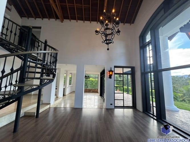 Casa de 5 alcobas en arriendo en Llano Grande, Rionegro · foto 4 de 20