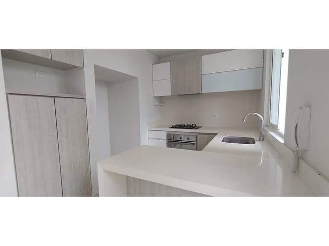 Casa de 3 alcobas en venta en Ricaurte, 98 m² · foto 2 de 21