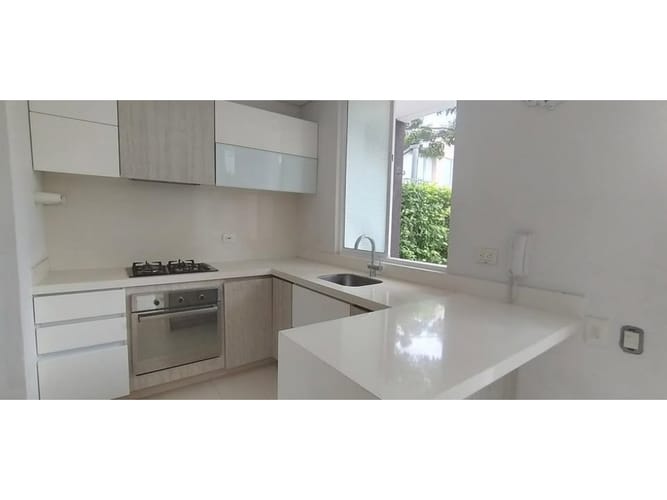 Casa de 3 alcobas en venta en Ricaurte, 98 m² · foto 3 de 21