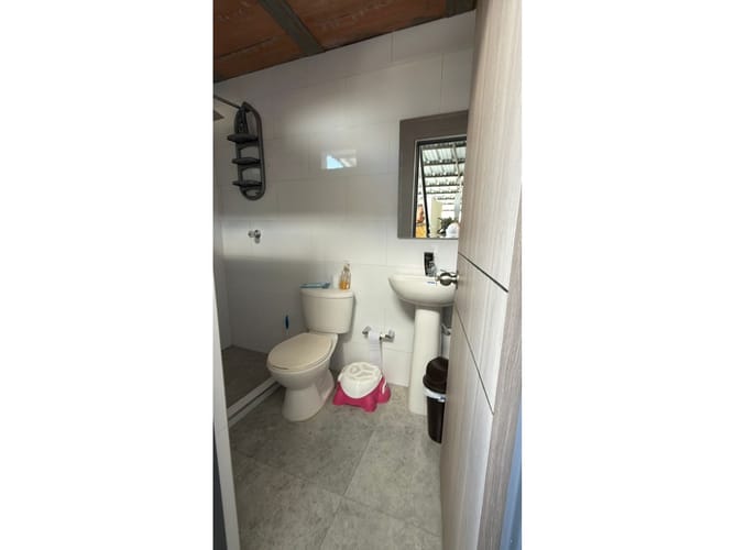 Casa de 7 alcobas en venta en El Tesoro, Neiva, 270 m² · foto 9 de 24
