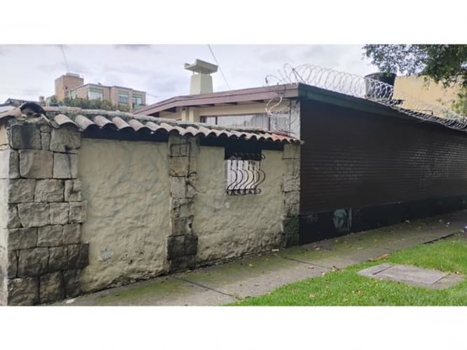 Casa en venta en El Contador, Bogotá · foto 3 de 23