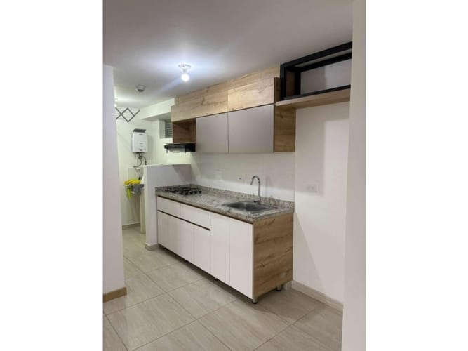 Apartamento de 2 alcobas en venta en Belmonte, Pereira, 67 m² · foto 4 de 11