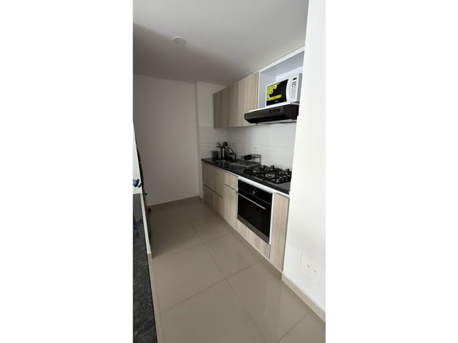 Apartamento de 2 alcobas en venta en Quirinal, Neiva, 79 m² · foto 6 de 24