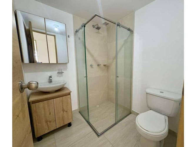 Apartamento de 2 alcobas en venta en Belmonte, Pereira, 67 m² · foto 6 de 11