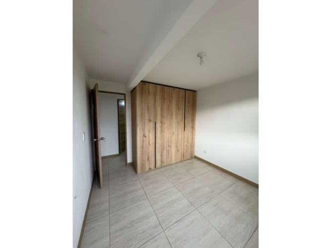 Apartamento de 2 alcobas en venta en Belmonte, Pereira, 67 m² · foto 7 de 11