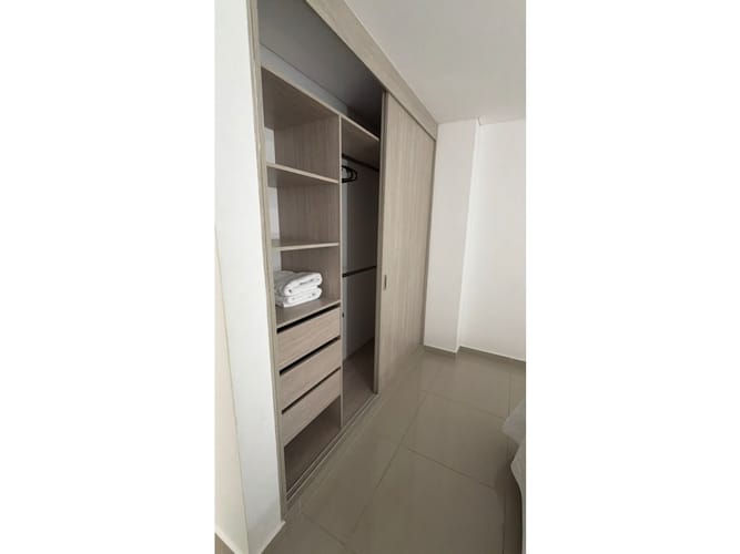 Apartamento de 2 alcobas en venta en Quirinal, Neiva, 79 m² · foto 16 de 24