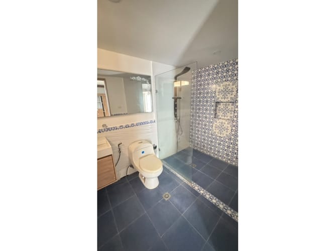 Casa de 5 alcobas en arriendo en Crespo, Cartagena, 250 m² · foto 8 de 13