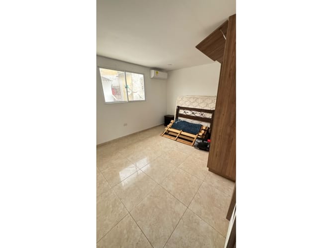 Casa de 5 alcobas en arriendo en Crespo, Cartagena, 250 m² · foto 13 de 13