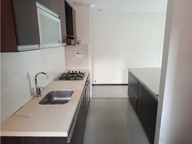 Apartamento de 3 alcobas en arriendo en El Trianon, Envigado, 92 m² · foto 10 de 24