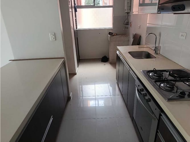 Apartamento de 3 alcobas en arriendo en El Trianon, Envigado, 92 m² · foto 12 de 24
