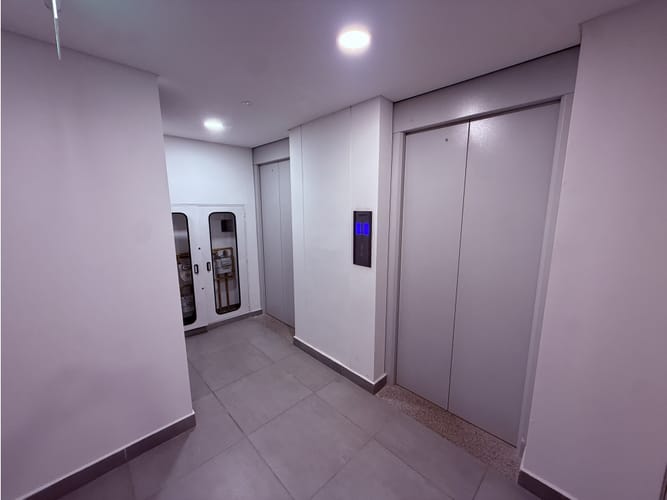 Apartaestudio en venta en Gran America, Bogotá, 53 m² · foto 16 de 17