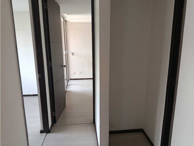 Apartamento de 3 alcobas en arriendo en El Trianon, Envigado, 92 m² · foto 17 de 24