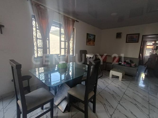Casa de 4 alcobas en venta en La Irlanda, Armenia, 102 m² · foto 4 de 7