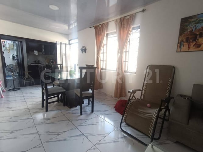 Casa de 4 alcobas en venta en La Irlanda, Armenia, 102 m² · foto 7 de 7