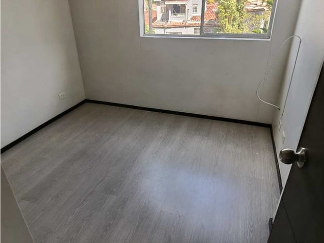 Apartamento de 3 alcobas en arriendo en El Trianon, Envigado, 92 m² · foto 19 de 24