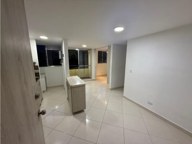 Bodega en venta en Tierra Amarilla, La Estrella, 50 m² · foto 2 de 8