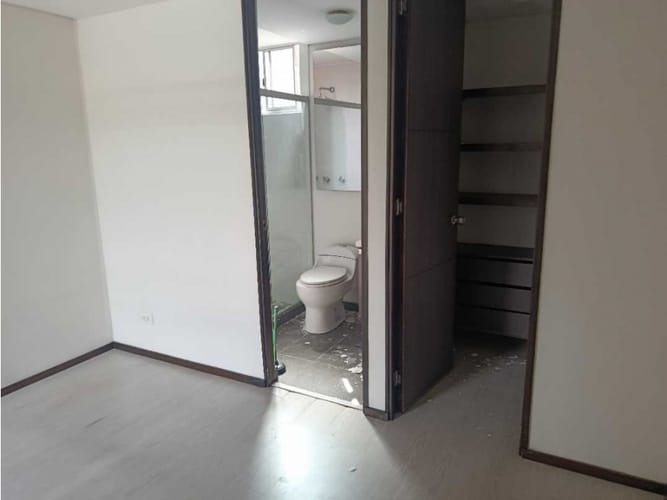 Apartamento de 3 alcobas en arriendo en El Trianon, Envigado, 92 m² · foto 24 de 24