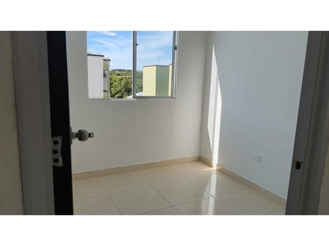 Apartamento de 3 alcobas en venta en Bosques De San Luis, Neiva, 49 m² · foto 10 de 22
