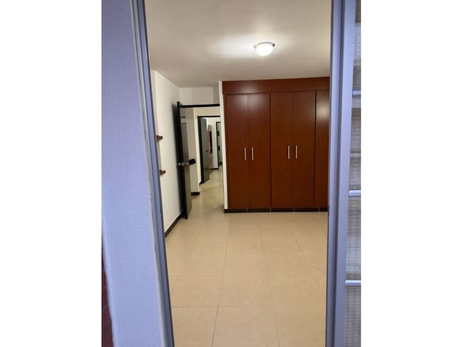Casa de 4 alcobas en venta en Morelia, Pereira, 159 m² · foto 5 de 12