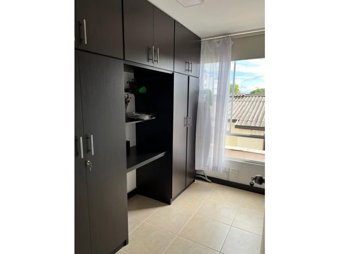 Apartamento de 3 alcobas en venta en Belmonte A, Pereira, 74 m² · foto 6 de 8