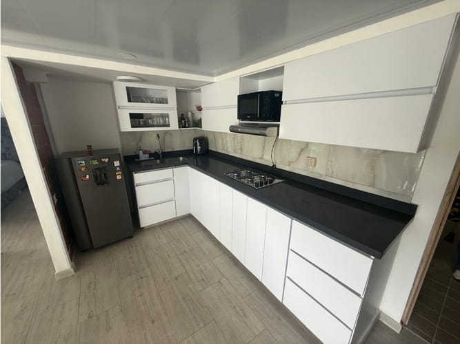 Apartamento de 2 alcobas en venta en Ub. Ojo De Agua, Rionegro, 63 m² · foto 4 de 11