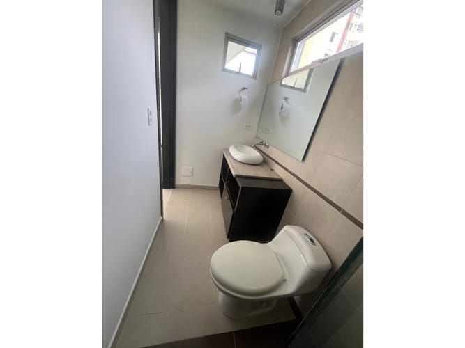 Casa de 3 alcobas en venta en Pinares, Pereira, 210 m² · foto 5 de 14