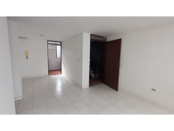 Apartamento de 3 alcobas en venta en La Villa, Pereira, 75 m² · foto 5 de 16
