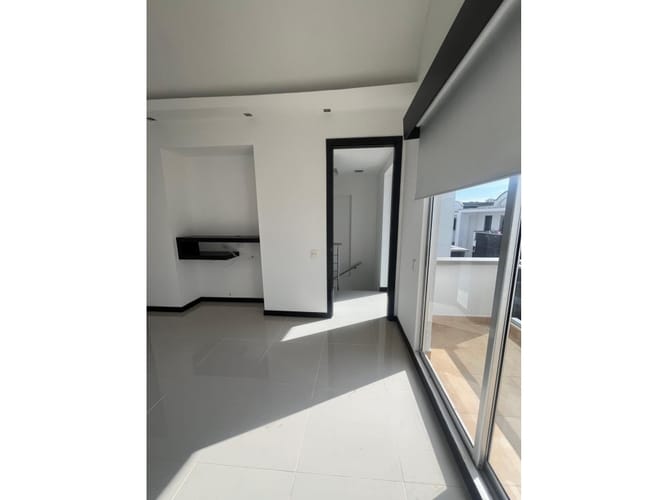 Casa de 3 alcobas en venta en Pinares, Pereira, 210 m² · foto 7 de 14