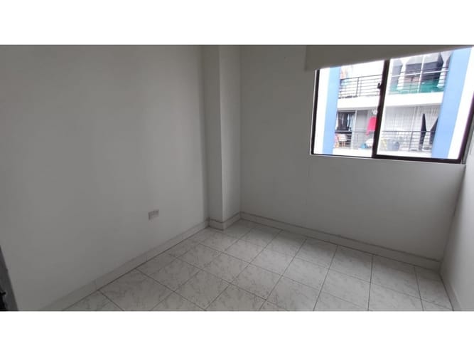 Apartamento de 3 alcobas en venta en La Villa, Pereira, 75 m² · foto 13 de 16