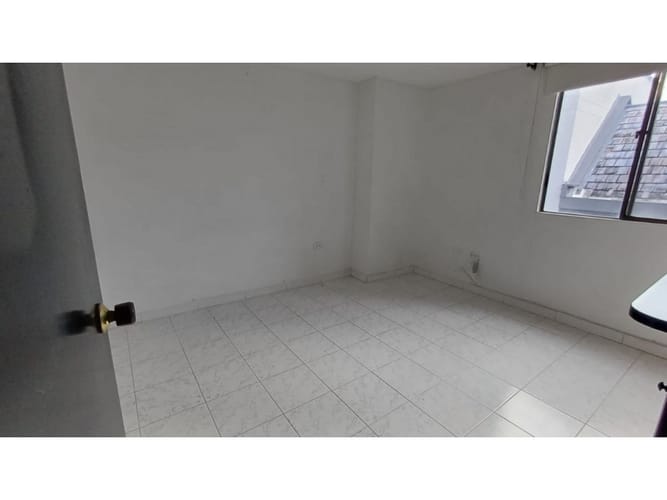 Apartamento de 3 alcobas en venta en La Villa, Pereira, 75 m² · foto 16 de 16