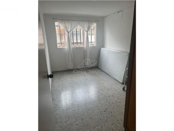 Casa de 3 alcobas en venta en Shellmar, Medellín, 99 m² · foto 10 de 16