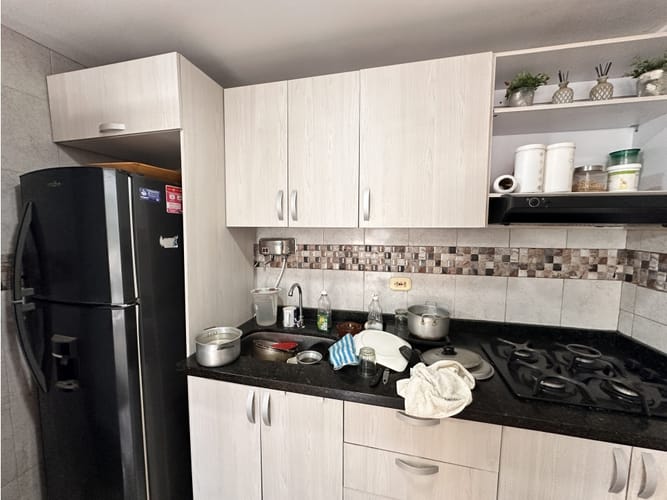 Apartamento de 3 alcobas en venta en Ub Parques De Bolivar Ii, Santa Marta, 45 m² · foto 3 de 13