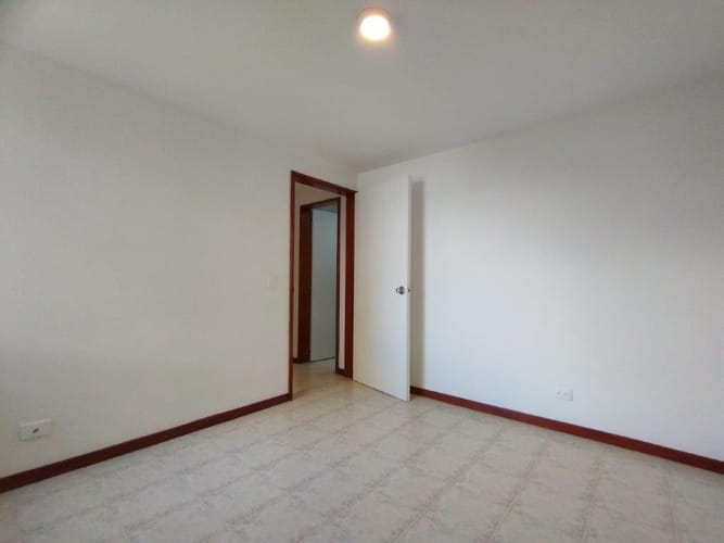 Apartamento de 2 alcobas en arriendo en San Lucas, Medellín, 112 m² · foto 10 de 17