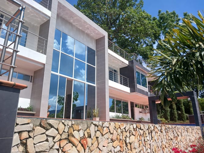 Casa de 7 alcobas en venta en Terrazas De Menzuli, Piedecuesta, 550 m² · foto 4 de 13