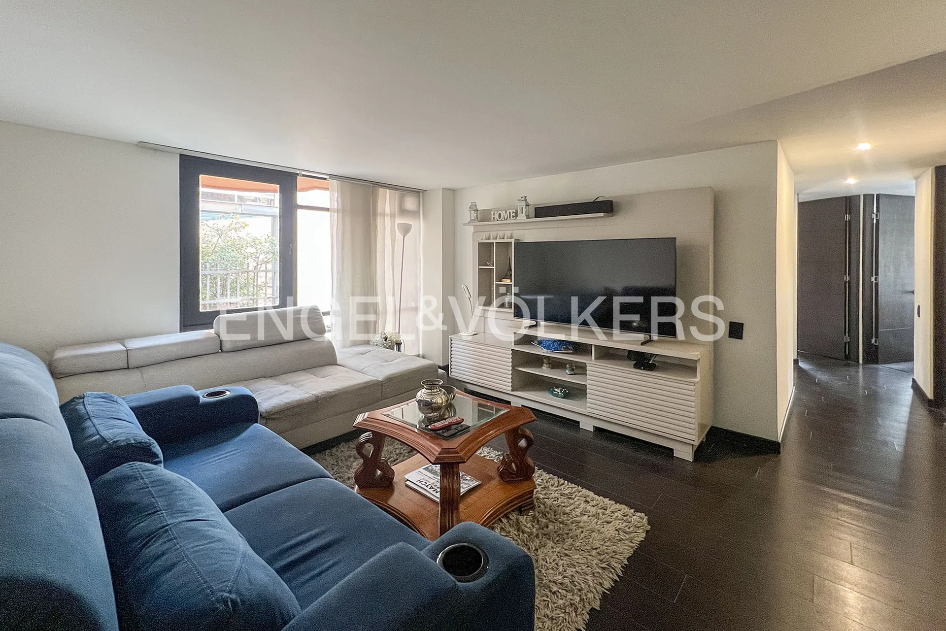 Apartamento en venta en La Carolina, Bogotá · foto 2 de 18