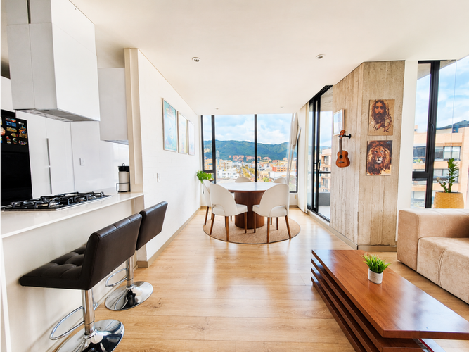 Apartamento de 2 alcobas en venta en Santa Barbara, Bogotá, 92 m² · foto 2 de 21