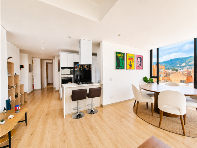 Apartamento de 2 alcobas en venta en Santa Barbara, Bogotá, 92 m² · foto 5 de 21