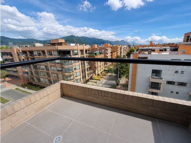 Apartamento de 2 alcobas en venta en Santa Barbara, Bogotá, 92 m² · foto 8 de 21