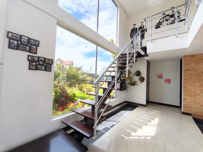 Casa de 4 alcobas en venta en La Siata, Chía, 300 m² · foto 2 de 14