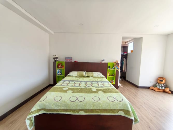Casa de 4 alcobas en venta en La Siata, Chía, 300 m² · foto 9 de 14