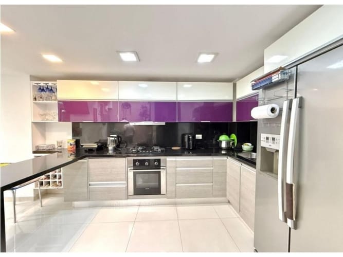 Casa de 3 alcobas en venta en Pinares, Pereira, 180 m² · foto 4 de 17