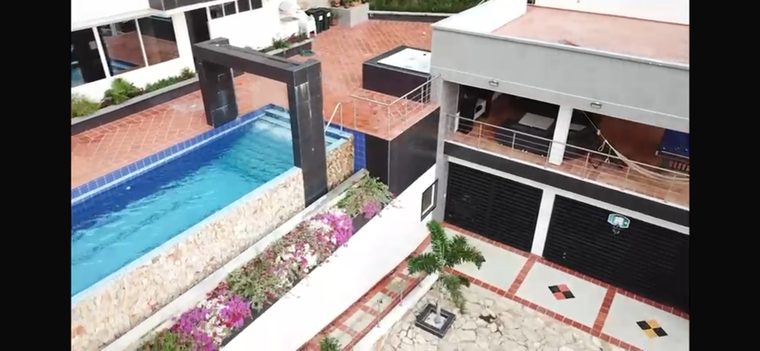 Casa de 7 alcobas en venta en Terrazas De Menzuli, Piedecuesta, 550 m² · foto 11 de 13