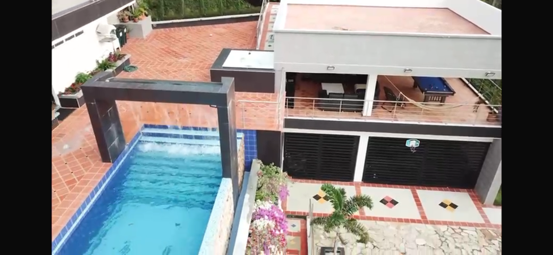 Casa de 7 alcobas en venta en Terrazas De Menzuli, Piedecuesta, 550 m² · foto 12 de 13