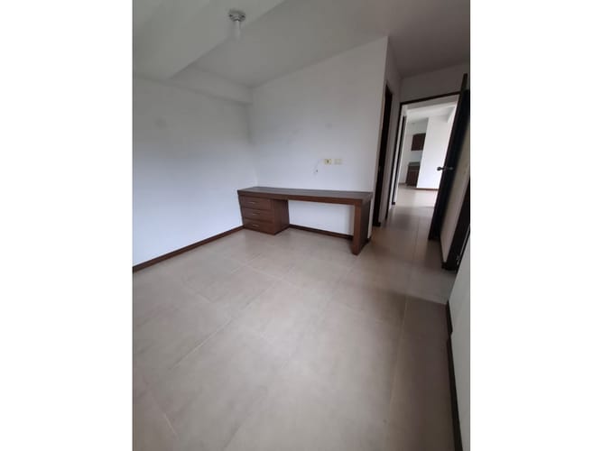 Apartamento de 2 alcobas en venta en Morelia, Pereira, 60 m² · foto 4 de 10