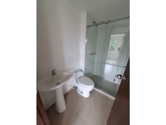 Apartamento de 2 alcobas en venta en Morelia, Pereira, 60 m² · foto 5 de 10