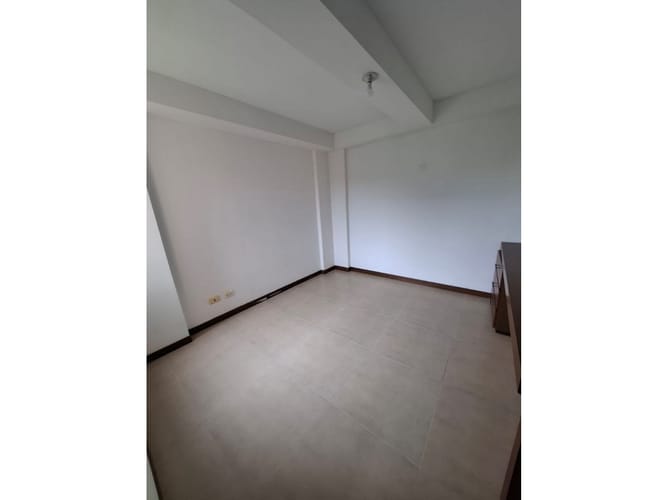 Apartamento de 2 alcobas en venta en Morelia, Pereira, 60 m² · foto 9 de 10