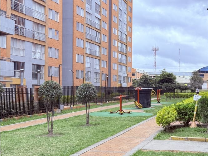 Apartamento de 2 alcobas en venta en Nueva Castilla, Bogotá, 63 m² · foto 10 de 18